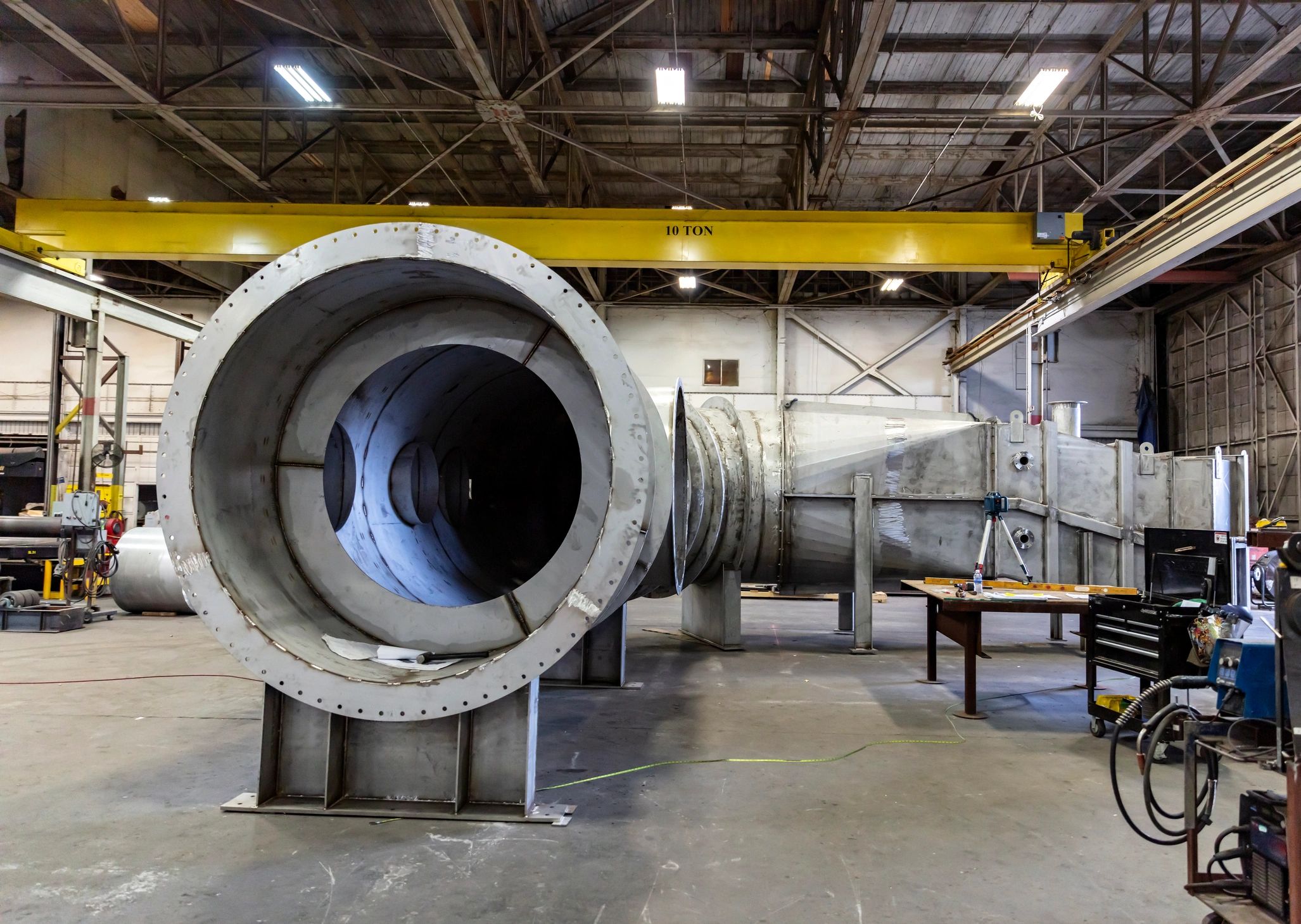 Large industrial fabrication facility
